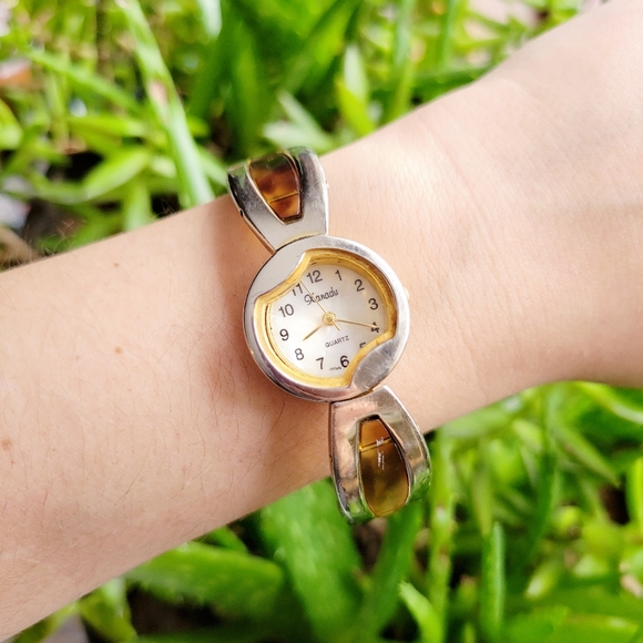 Vintage Xanadu Watch - Picture 9 of 12